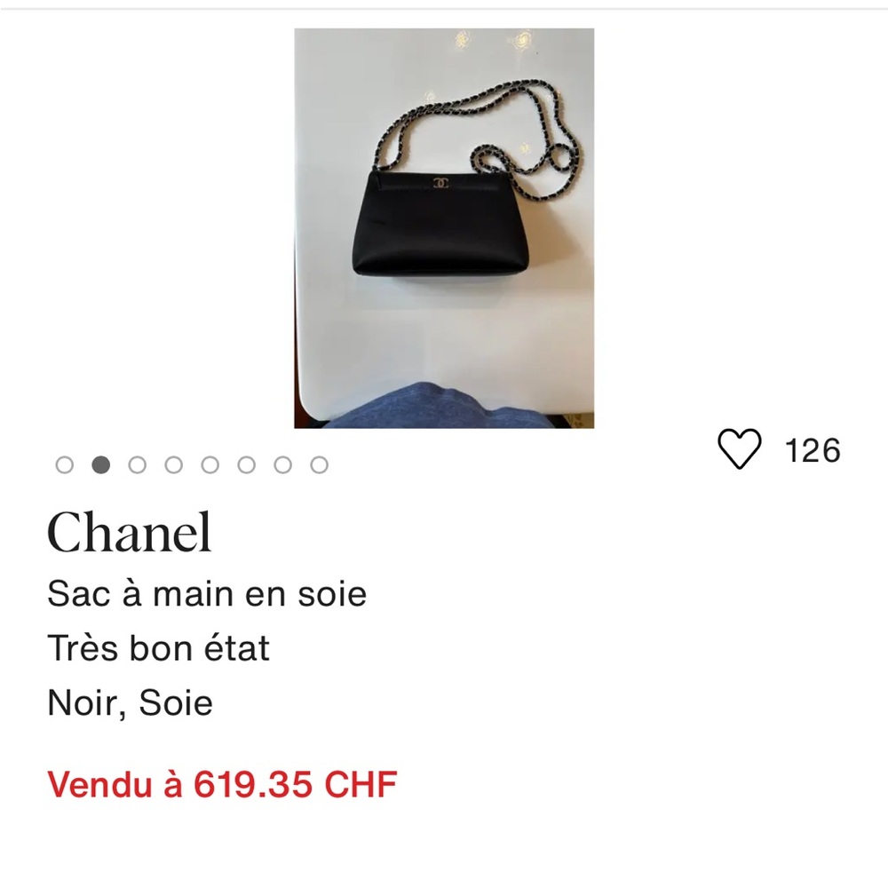 Vintage Chanel black small bag - Picture 7 of 11